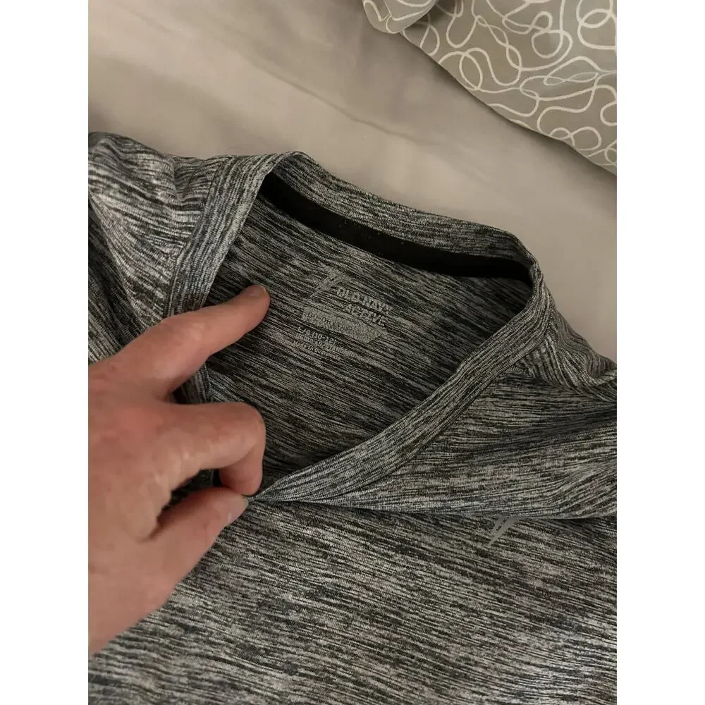 Old Navy Grey Activewear Shirt size 10-12